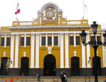 Los Desemparados Station